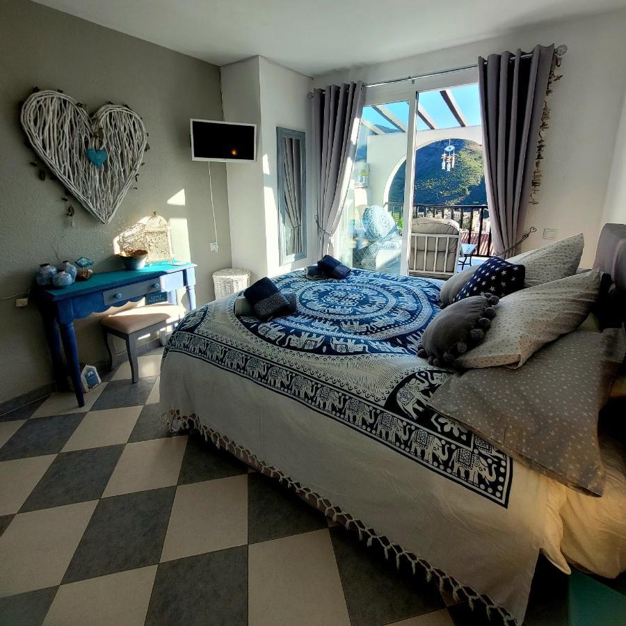 Benahavis Village Penthouse Apartment, 2 Bedrooms, Stunning Views, Swimming Pool !! Eksteriør bilde